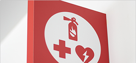 An arrow sign at red hat